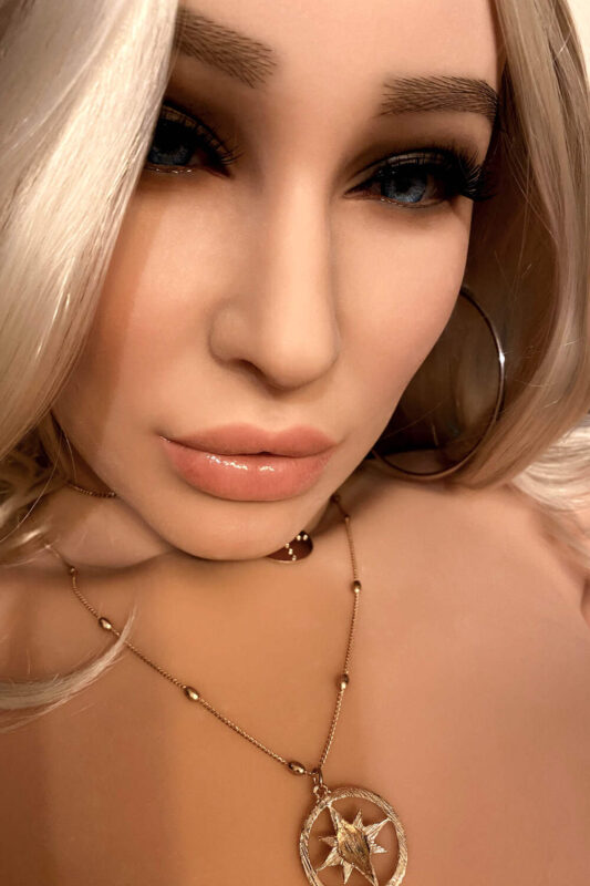 Blonde sexy sex real doll with delicate face